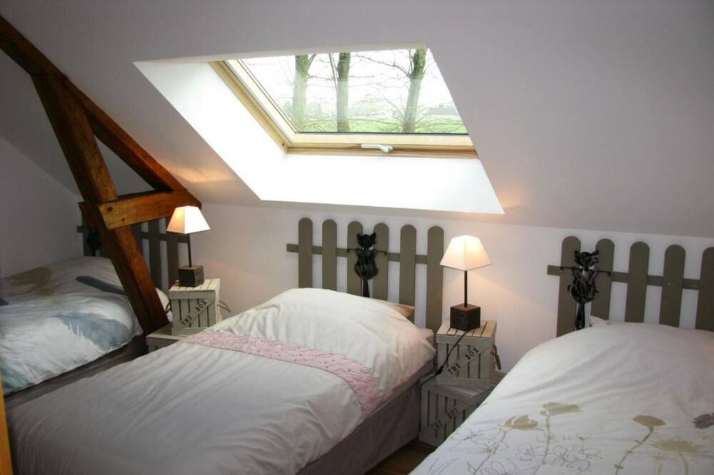 Photo of Bedroom in Criquetot-lʼEsneval