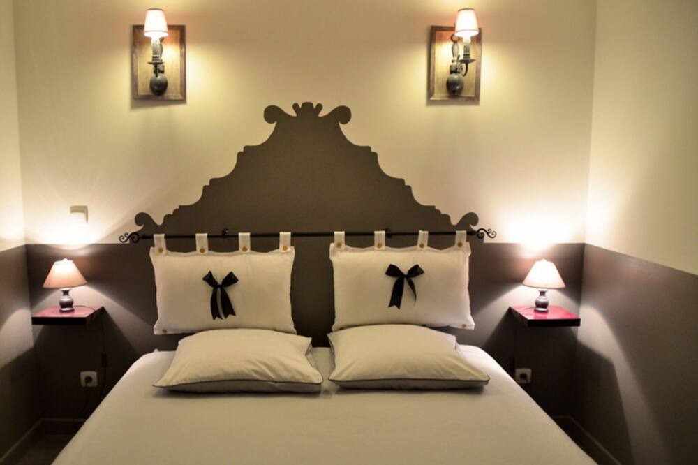 Photo of Bedroom in Annouville-Vilmesnil