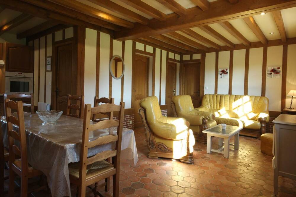 Photo of Livingroom in Muchedent