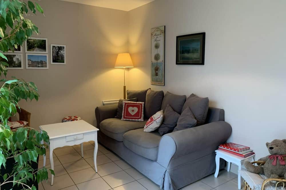 Photo of Livingroom in Saint-Pierre-de-Manneville