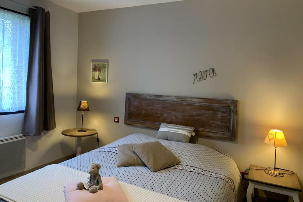 Photo of Bedroom in Saint-Pierre-de-Manneville