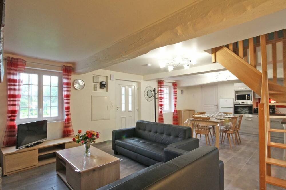 Photo of Livingroom in Carville-Pot-de-Fer