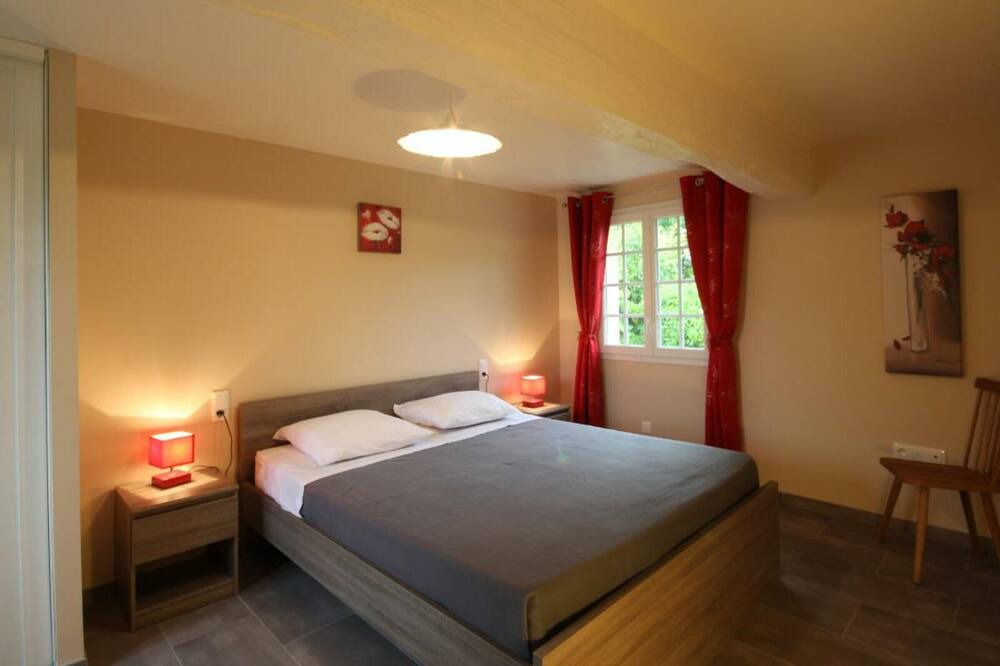 Photo of Bedroom in Carville-Pot-de-Fer