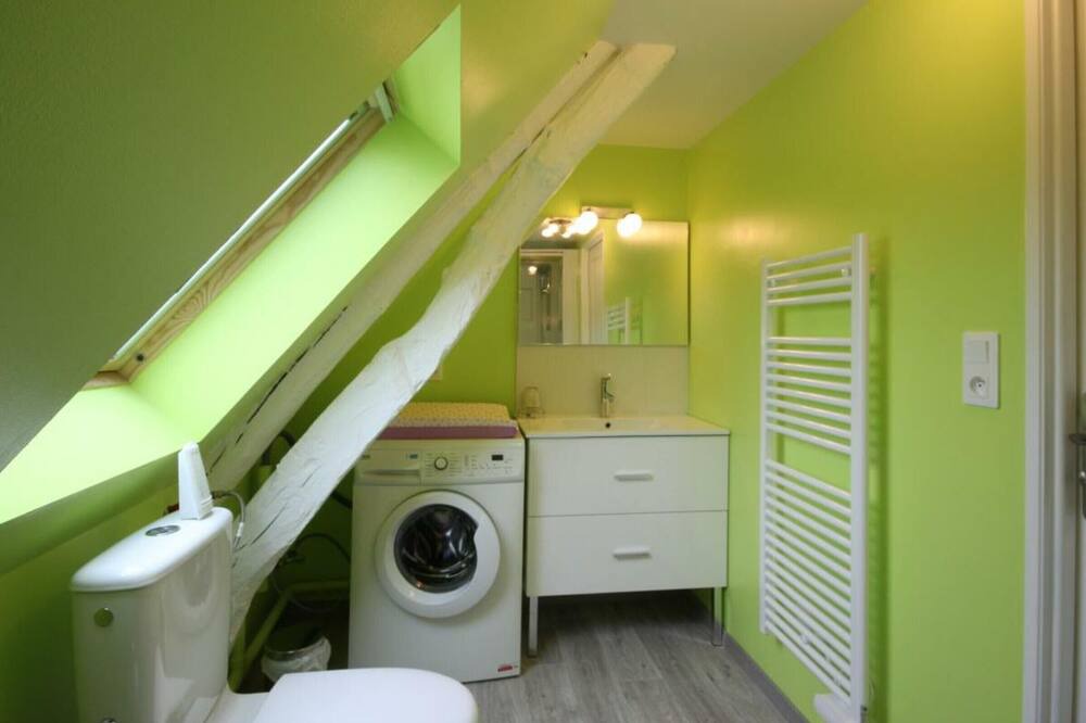 Photo of Bathroom in Carville-Pot-de-Fer
