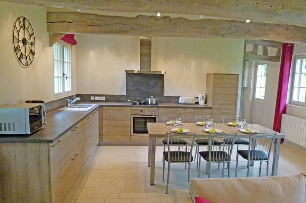 Photo of Kitchen in Angiens