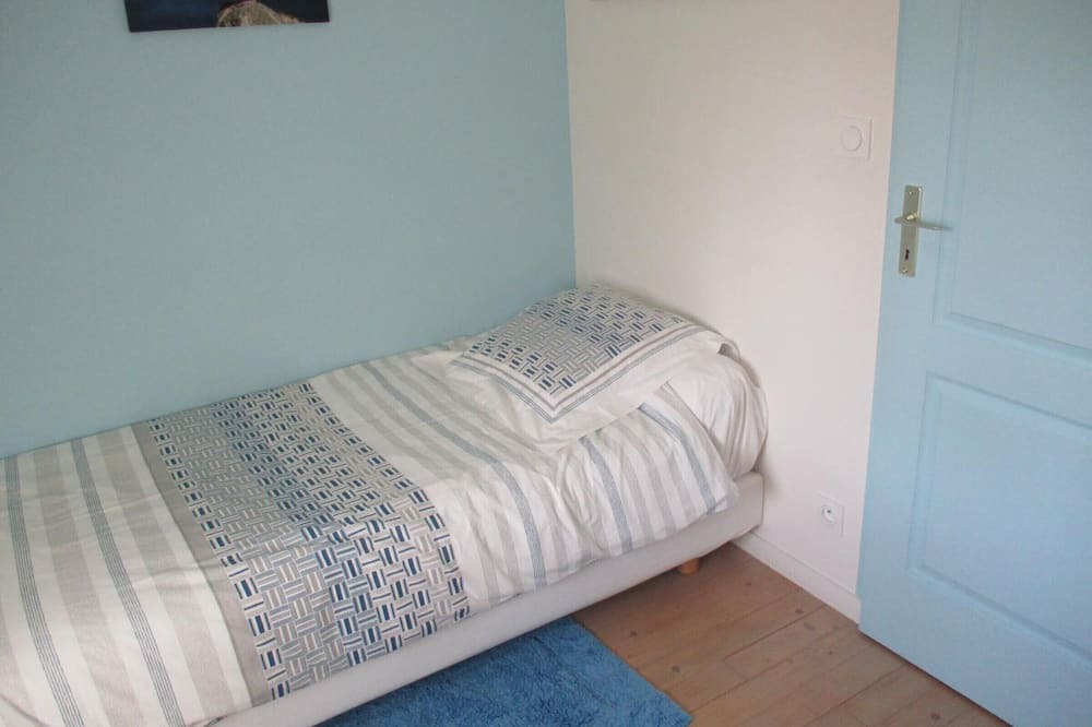 Photo of Bedroom in Angiens