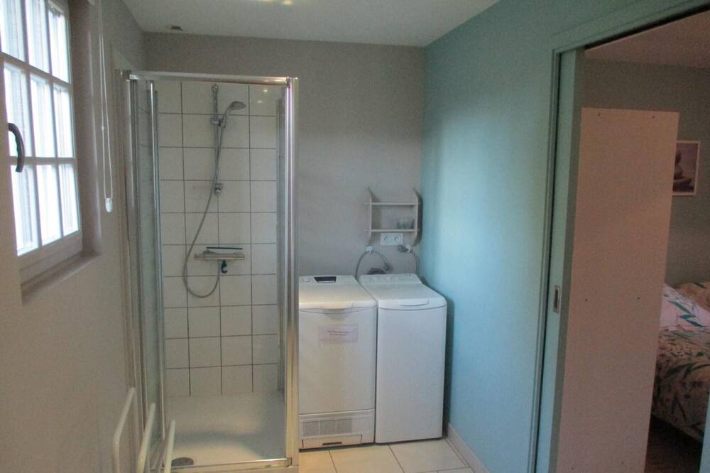 Photo of Bathroom in Angiens