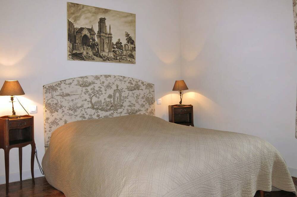 Photo of Bedroom in Veauville-les-Quelles