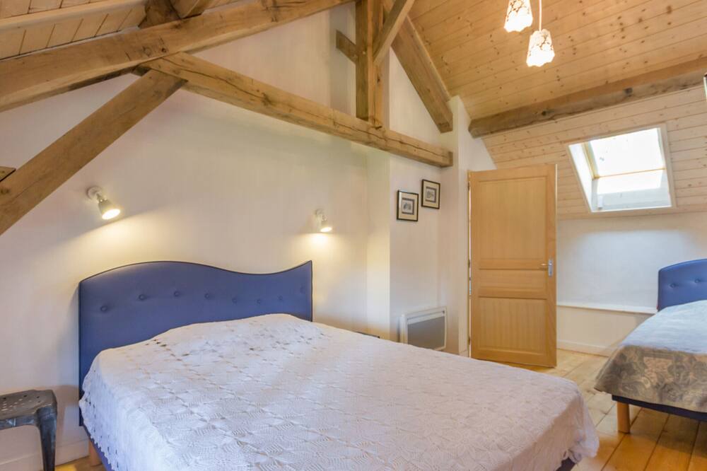 Photo of Bedroom in Saint-Jouin-Bruneval