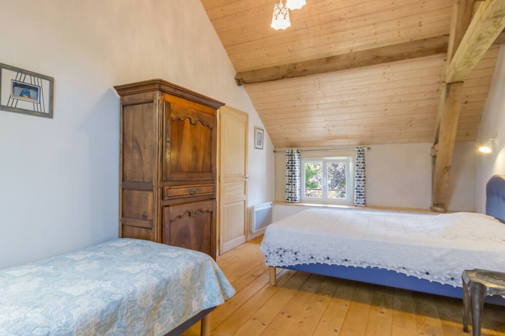 Photo of Bedroom in Saint-Jouin-Bruneval