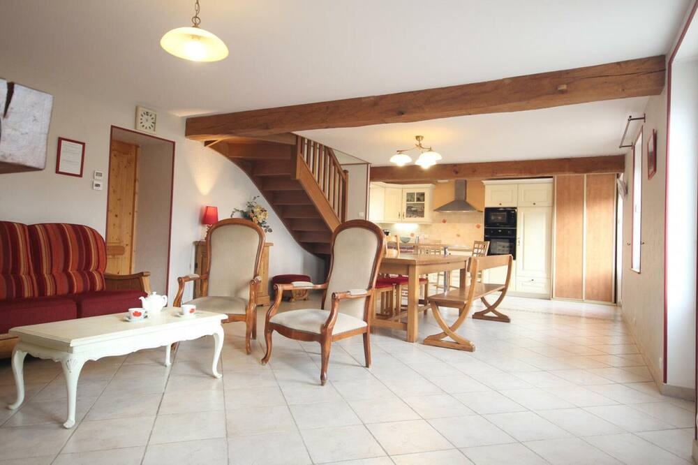 Photo of Livingroom in Saint-Martin-aux-Buneaux
