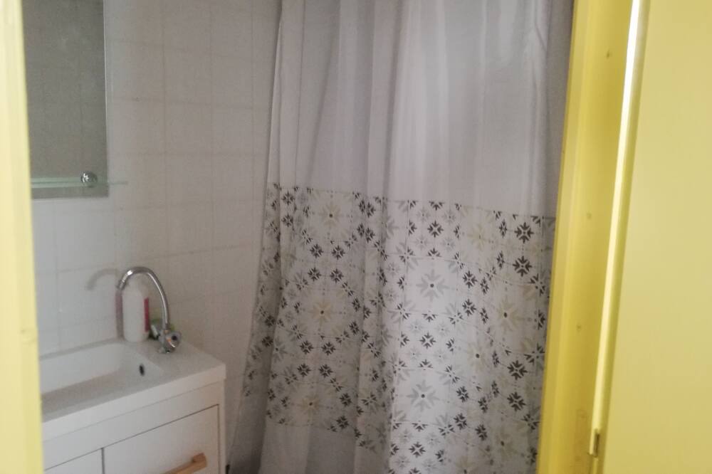Photo of Bathroom in Neuvy-sur-Loire