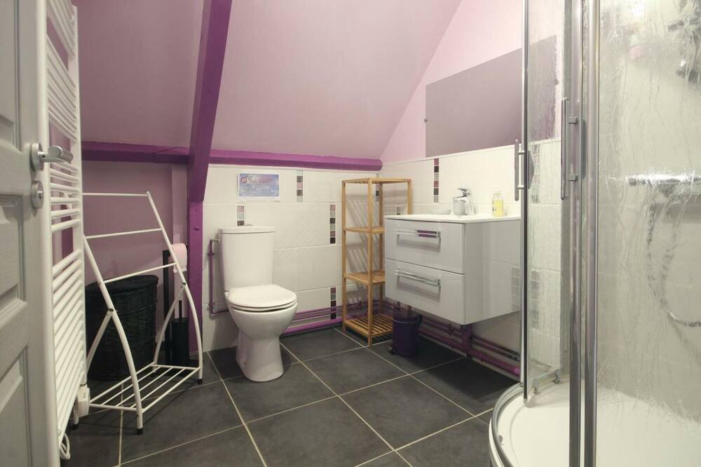 Photo of Bathroom in Vattetot-sur-Mer