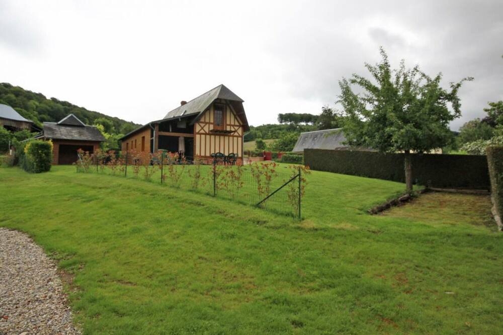 Photo of Outdoor in Muchedent