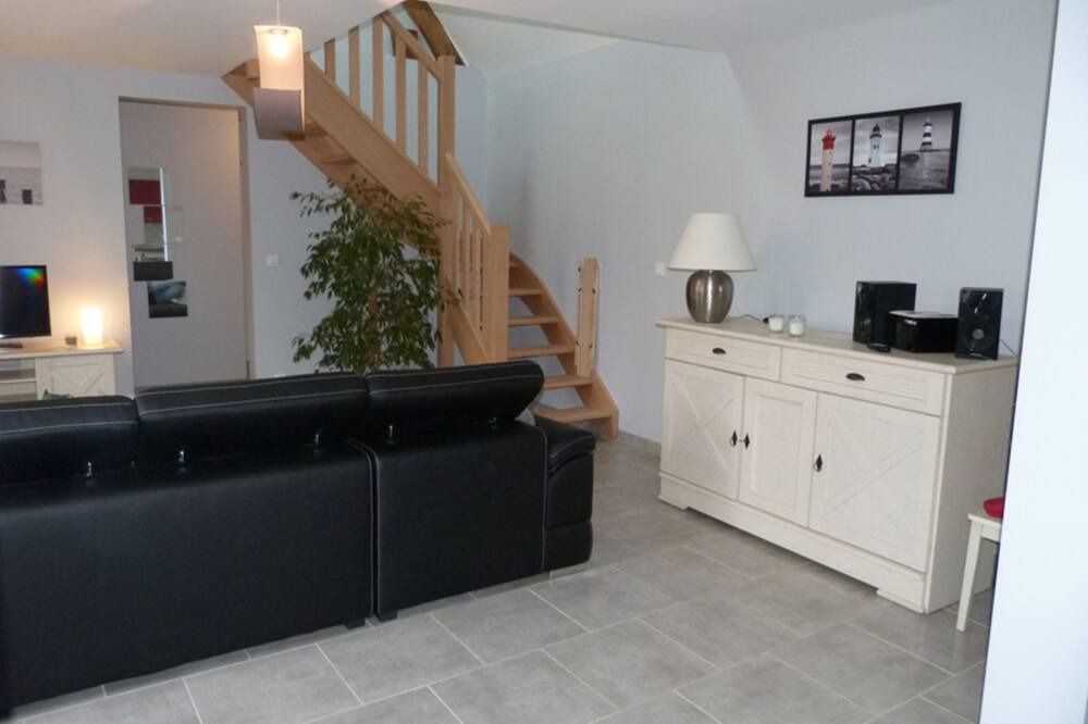 Photo of Livingroom in Bordeaux-Saint-Clair