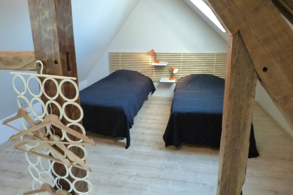 Photo of Bedroom in Bordeaux-Saint-Clair