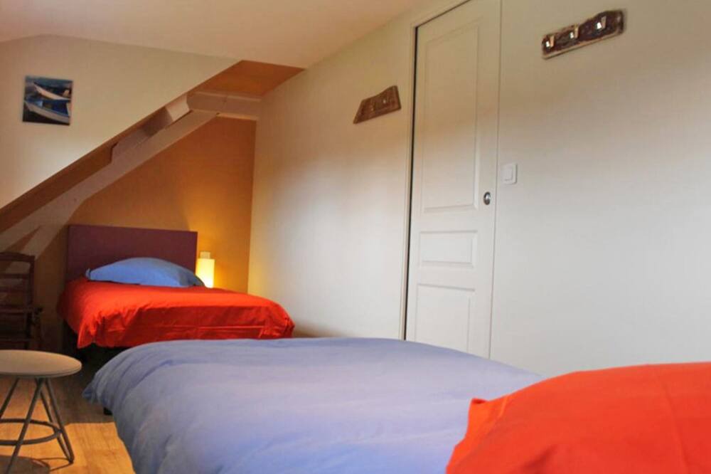 Photo of Bedroom in Saint-Jouin-Bruneval
