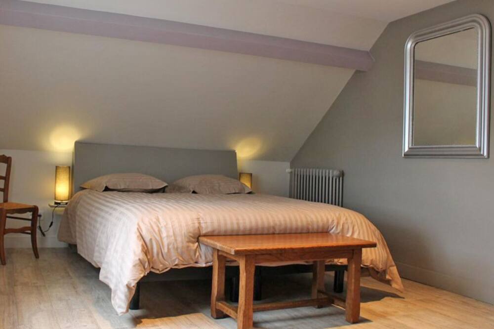Photo of Bedroom in Saint-Jouin-Bruneval