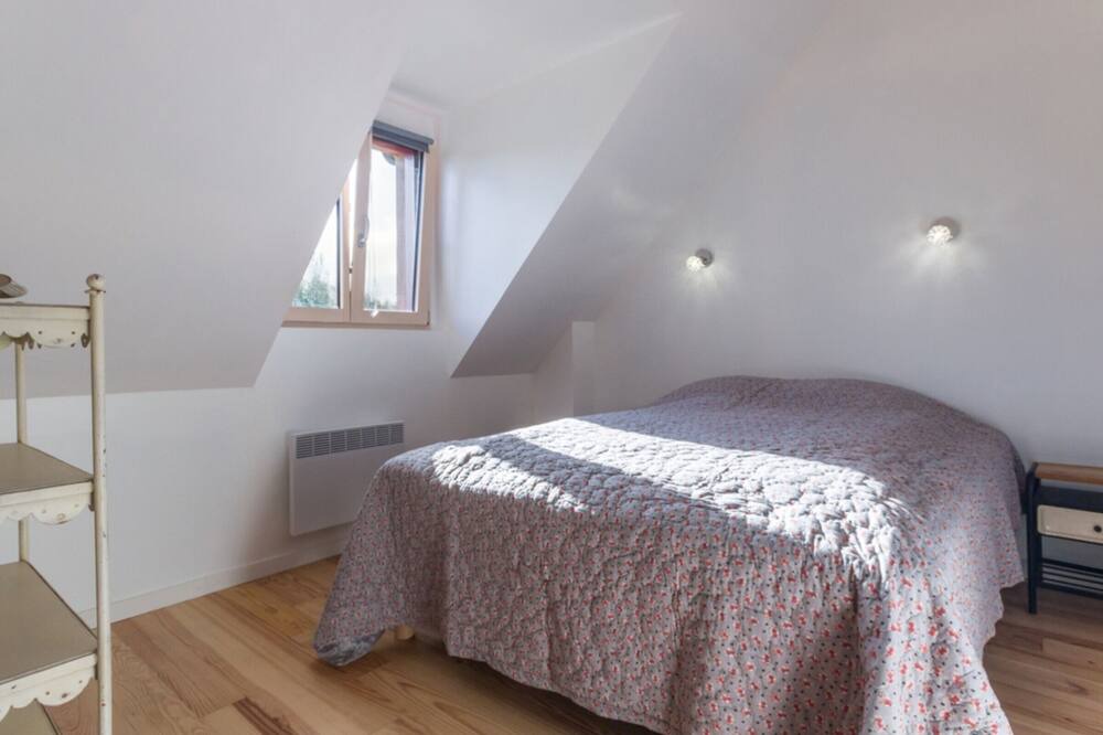 Photo of Bedroom in Saint-Jouin-Bruneval