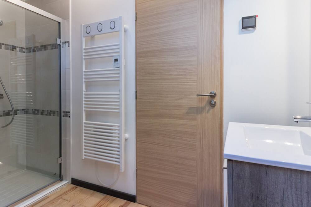 Photo of Bathroom in Saint-Jouin-Bruneval