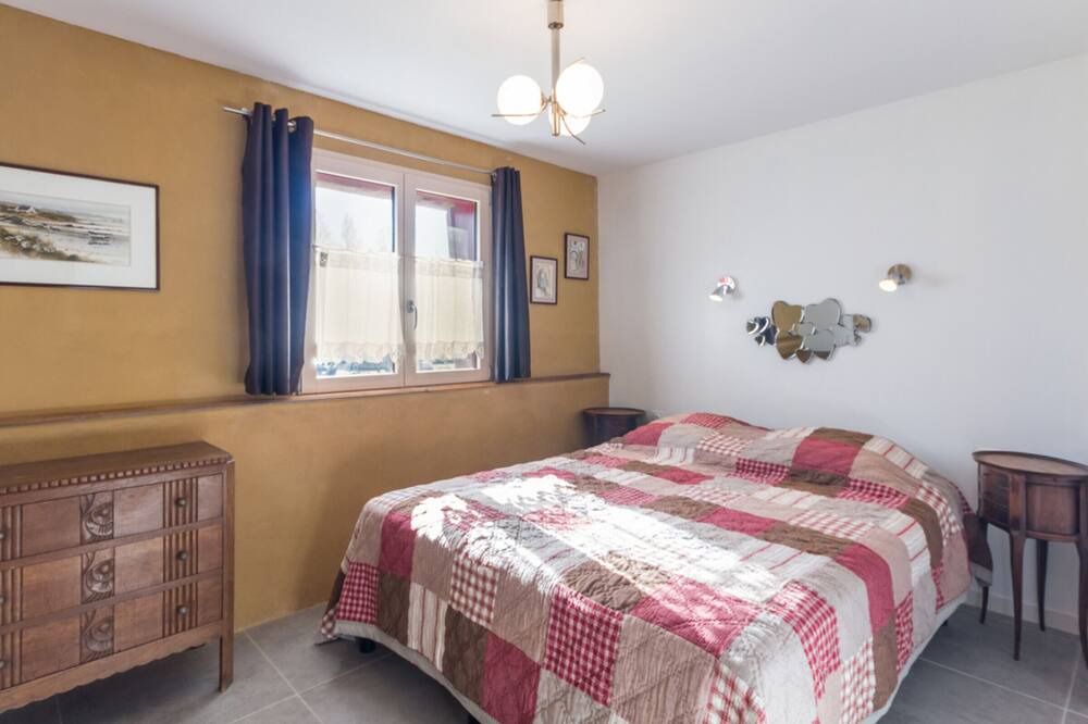 Photo of Bedroom in Saint-Jouin-Bruneval