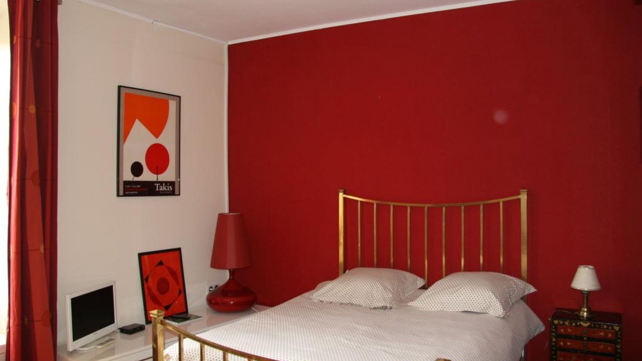 Photo of Bedroom in Maisons