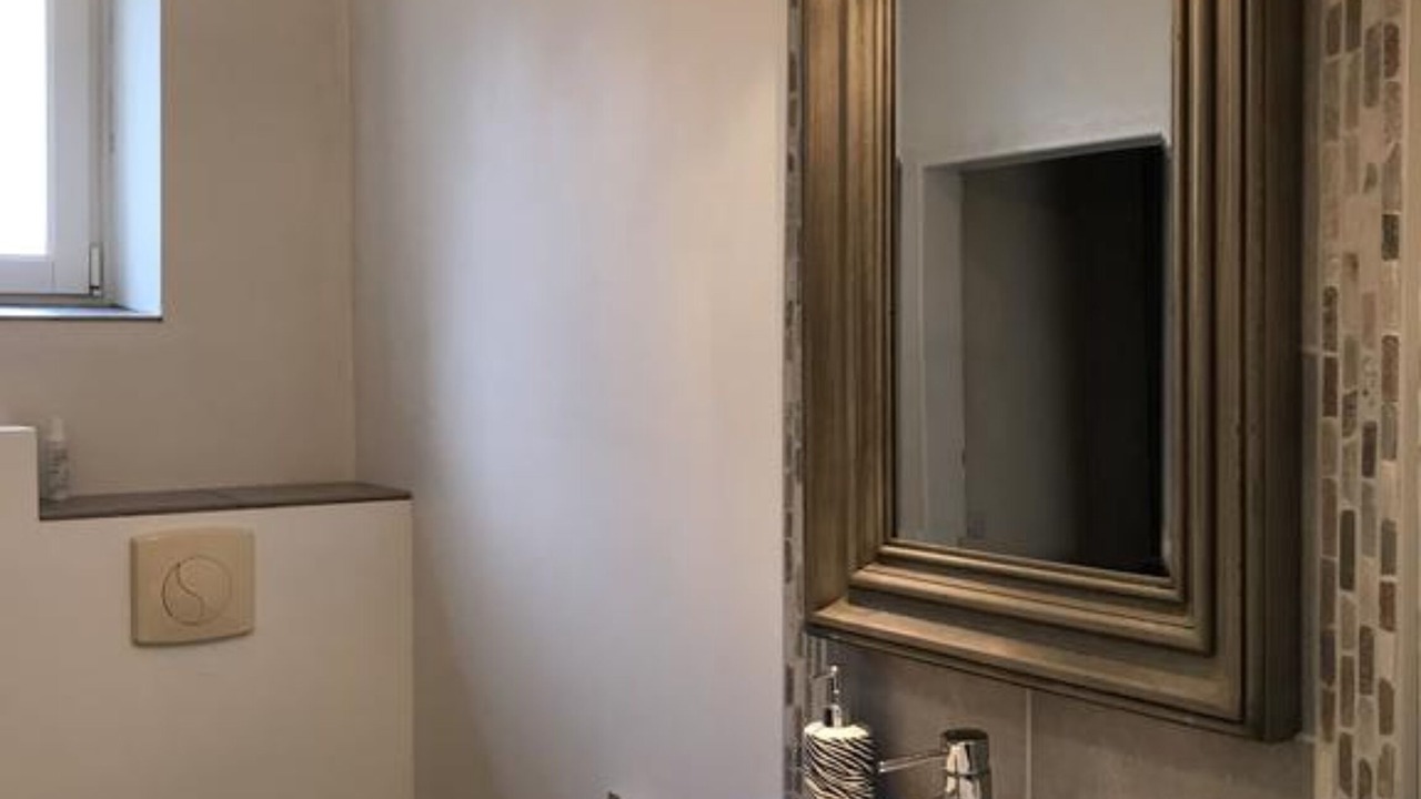 Photo of Bathroom in Maisons
