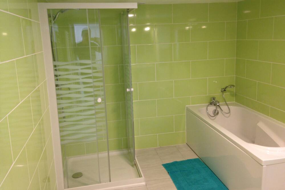 Photo of Bathroom in Vattetot-sur-Mer