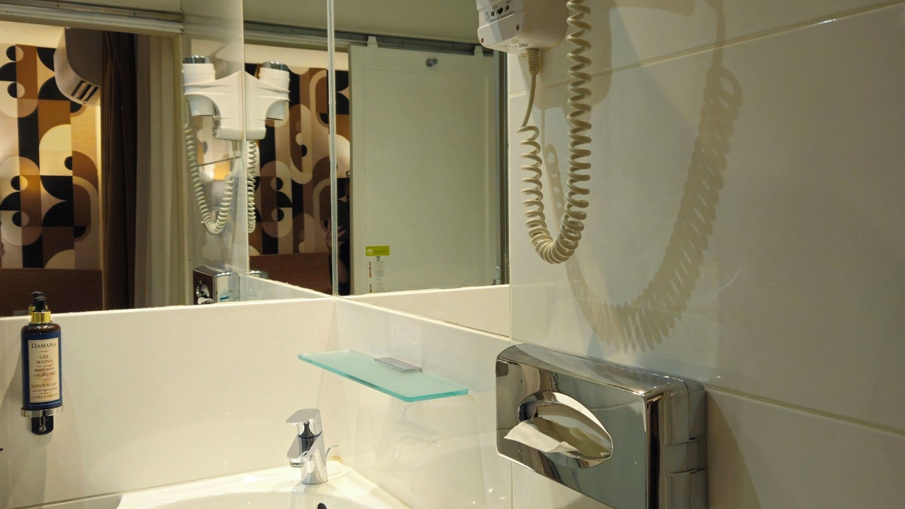 Photo of Bathroom in Tremblay-en-France