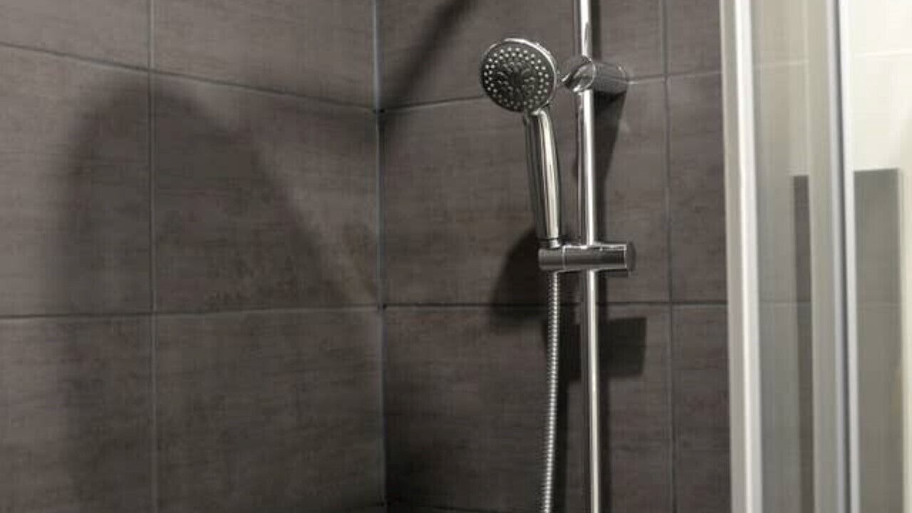 Photo of Bathroom in Rouen City Centre