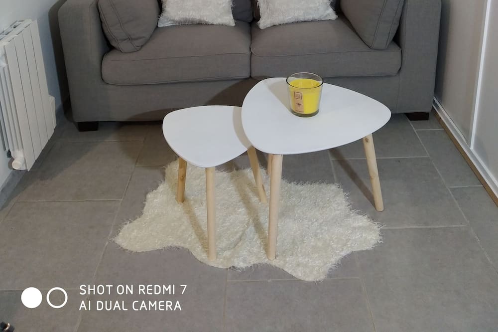 Photo of Livingroom in La Madelaine-sous-Montreuil