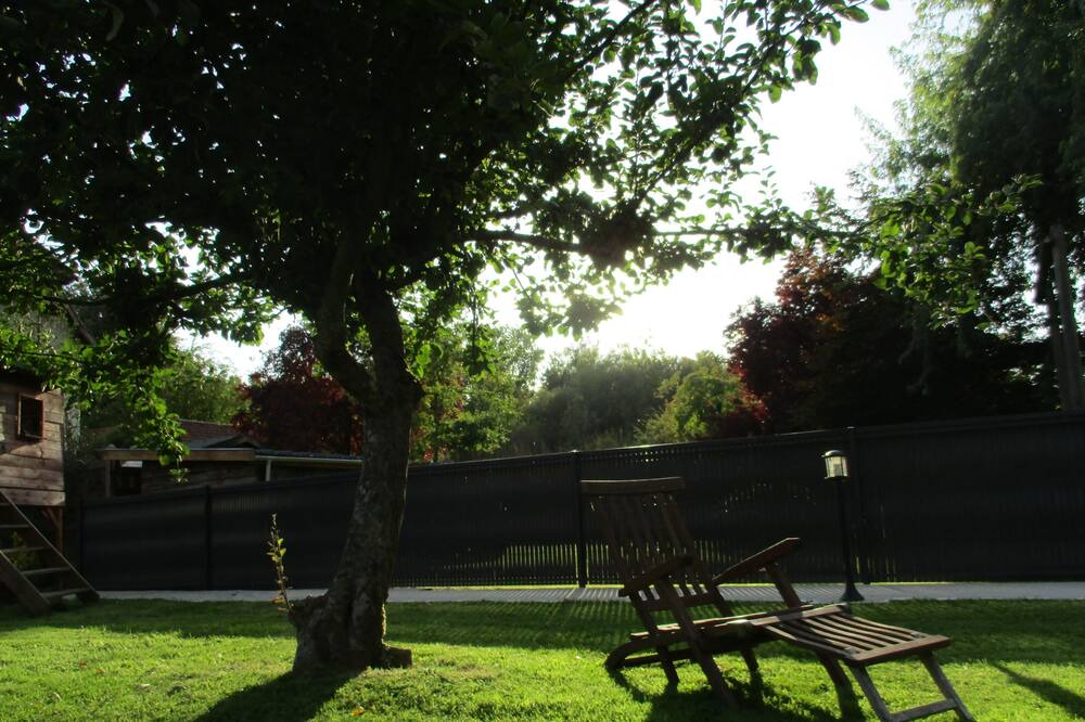 Photo of Outdoor in La Madelaine-sous-Montreuil