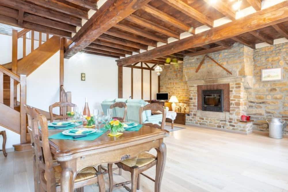 Photo of Kitchen in Saint-Clair-de-Halouze
