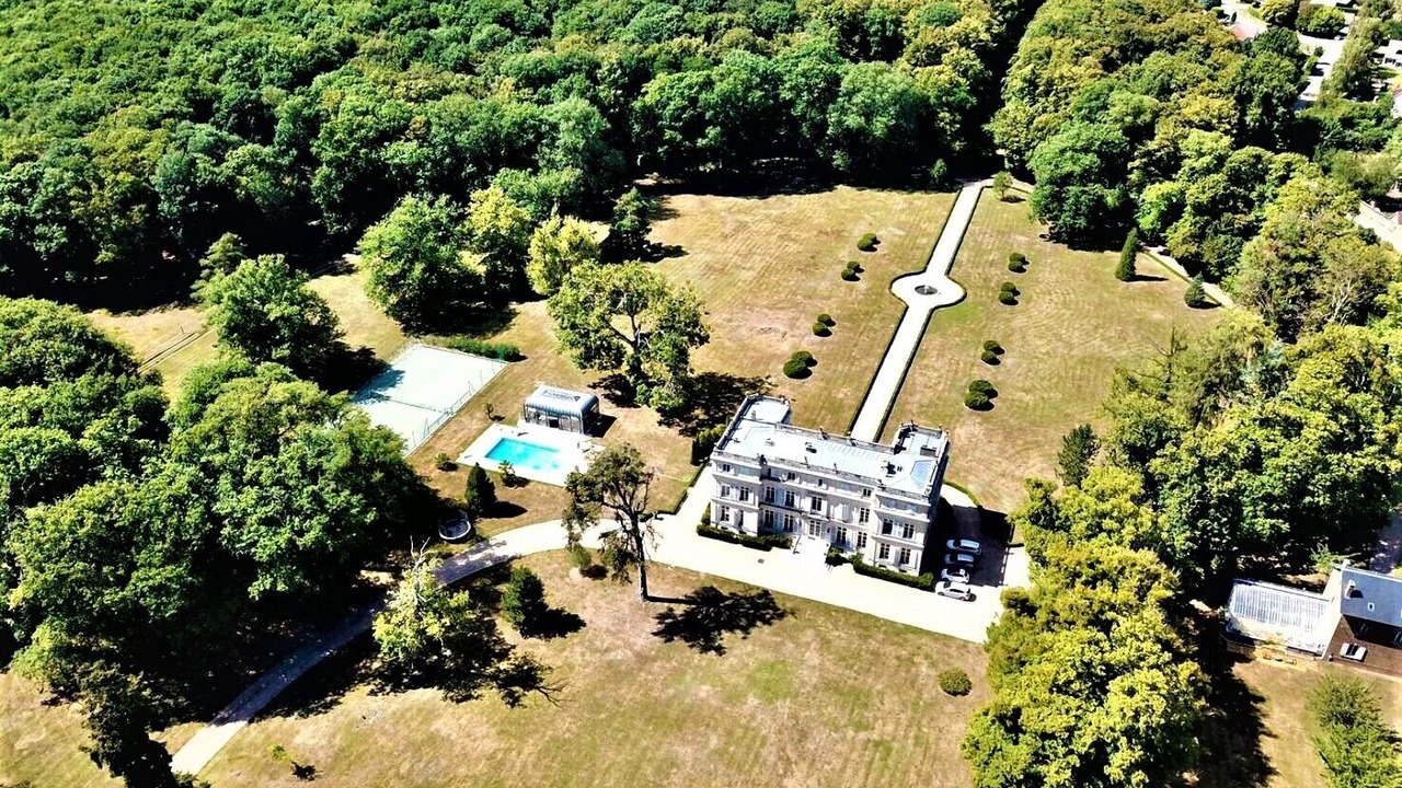 Photo of Outdoor in Le Boulay-Morin