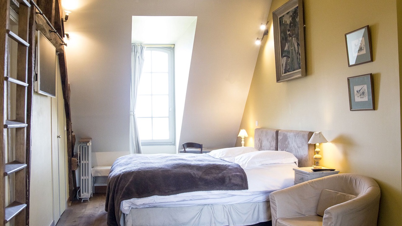 Photo of Bedroom in Noisy-le-Roi