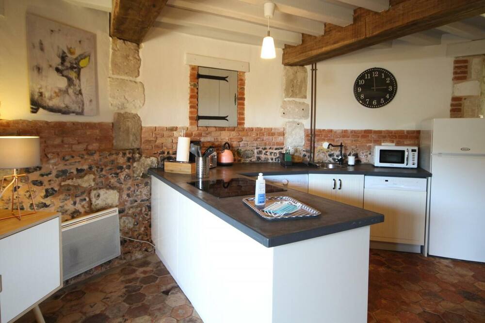 Photo of Kitchen in Ernemont-sur-Buchy