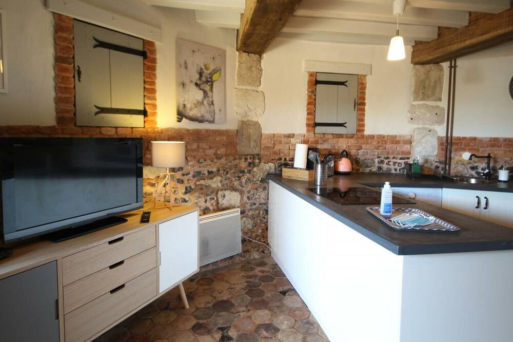 Photo of Kitchen in Ernemont-sur-Buchy