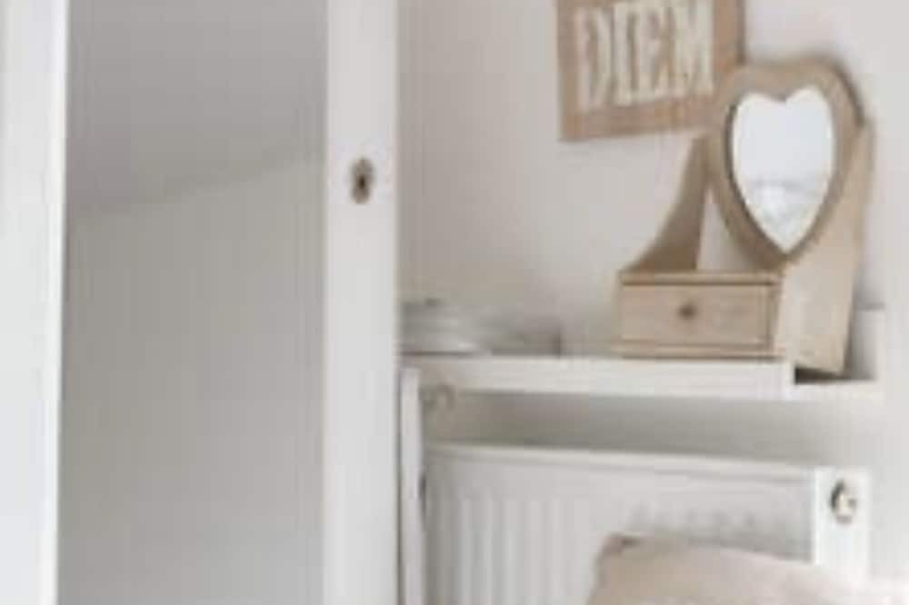 Photo of Bedroom in Gennevilliers