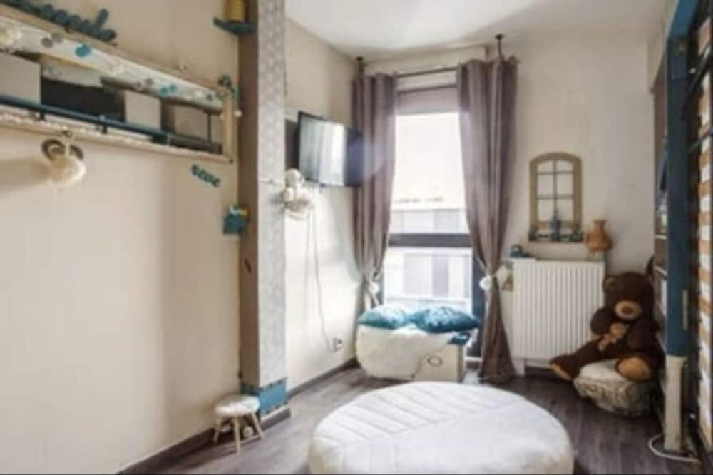 Photo of Bedroom in Gennevilliers