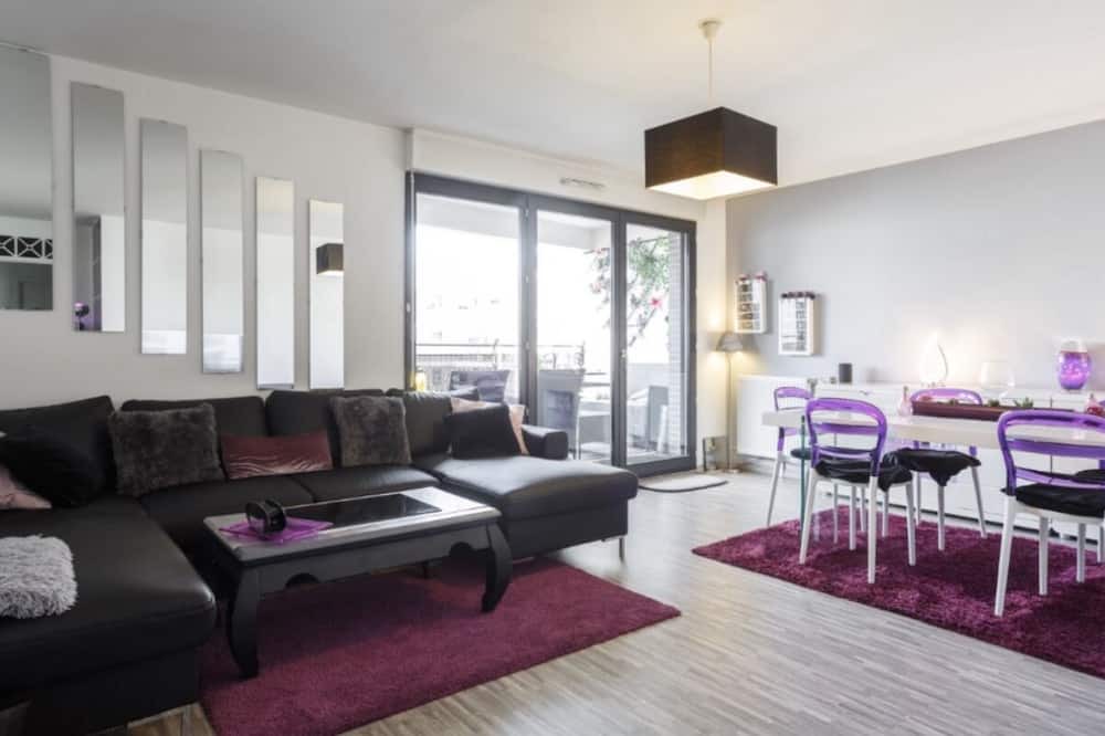 Photo of Livingroom in Gennevilliers