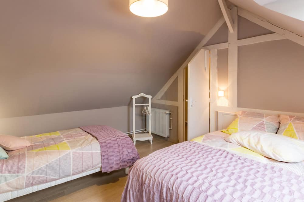 Photo of Bedroom in Morville-sur-Andelle