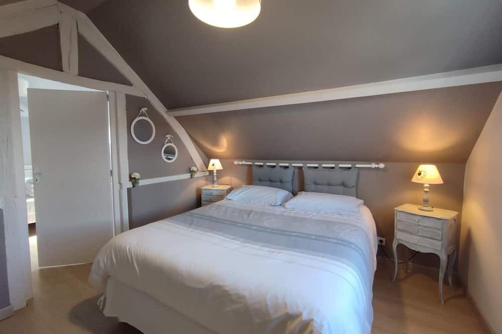 Photo of Bedroom in Morville-sur-Andelle