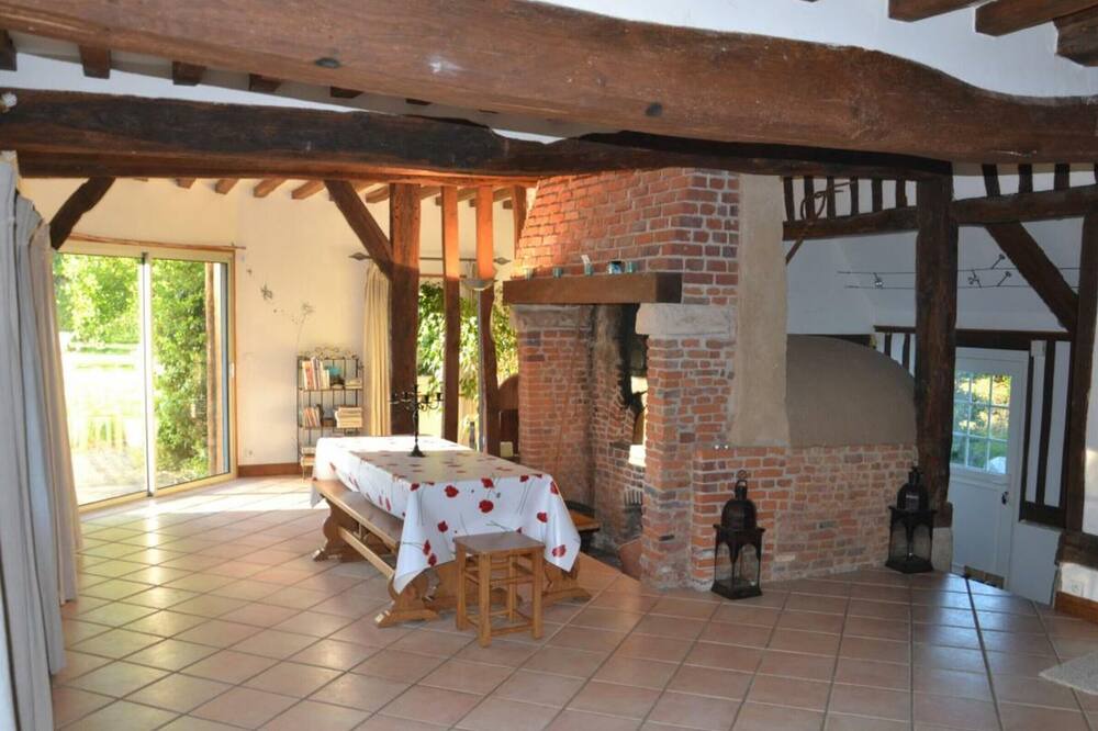 Photo of Livingroom in Tocqueville-en-Caux