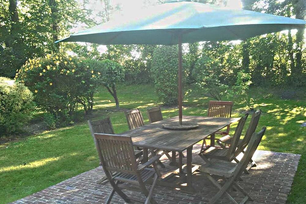 Photo of Patio Balcony in Criquetot-lʼEsneval