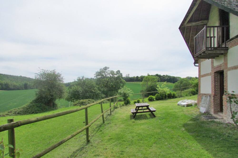 Photo of Outdoor in Campneuseville