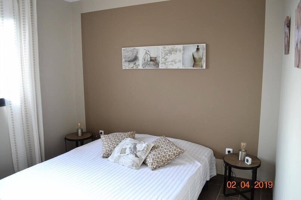 Photo of Bedroom in Quievrecourt