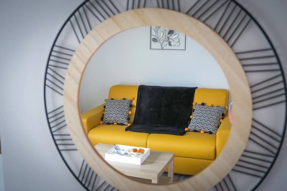 Photo of Livingroom in Saint-Leonard