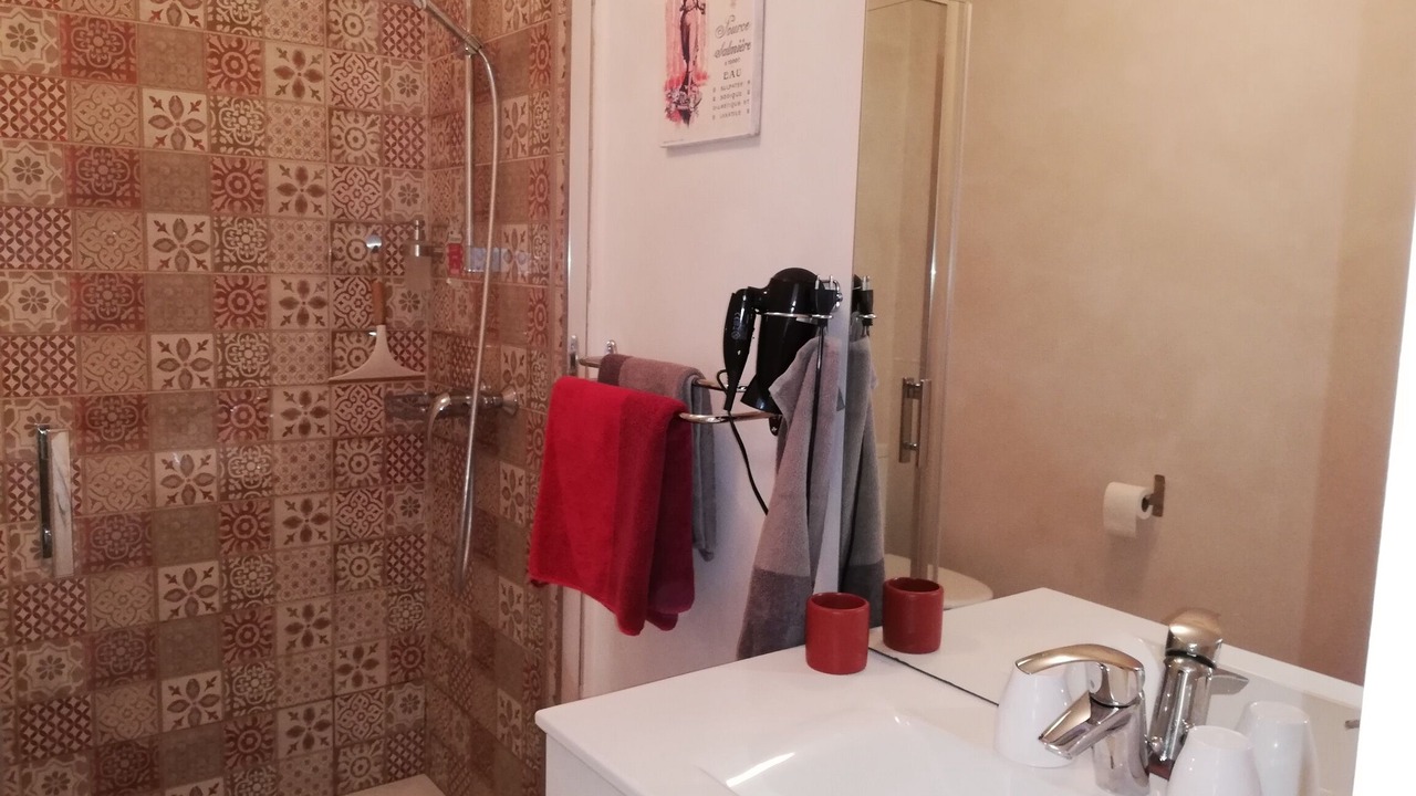 Photo of Bathroom in Carennac