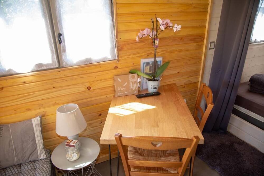 Photo of Kitchen in Saint-Ouen-sous-Bailly