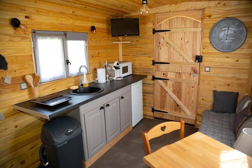 Photo of Kitchen in Saint-Ouen-sous-Bailly